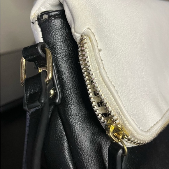 Lily & Ivy GUC handbag - Picture 9 of 12